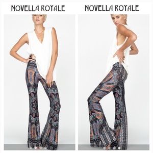 Novella Royale Janis Bells XS